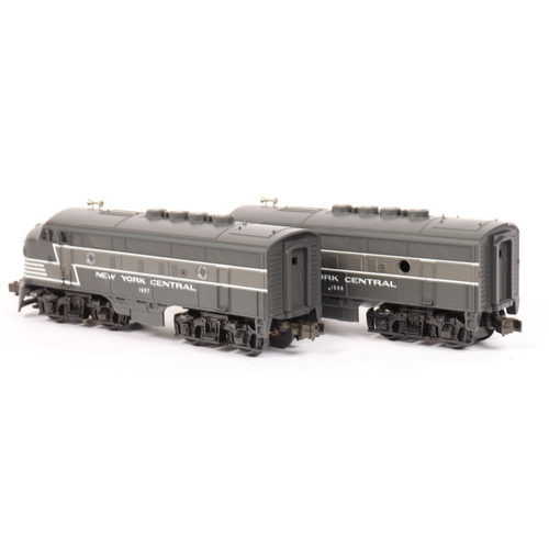 185 - A RAIL KING by M.T.H. Electric Trains 3-rail O gauge American outline New York Central F-3 Diesel AA... 