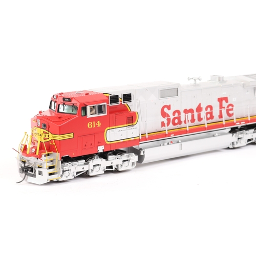 190 - An M.T.H. Electric Trains 3-rail O gauge American outline DASH-9 Diesel Locomotive. An impressive No... 