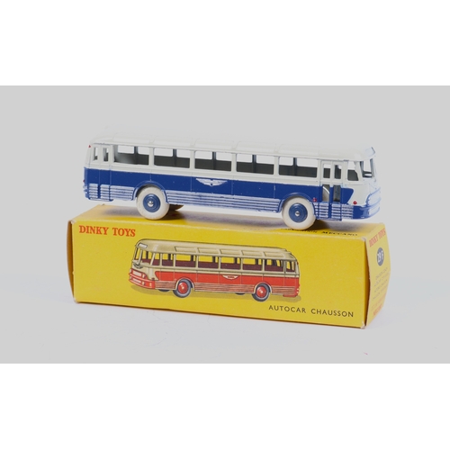 258 - French Dinky Toys Autocar Chausson (29F). An example in cream and dark blue with silver line detaili... 