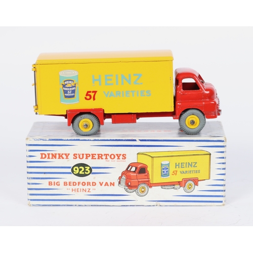 298 - Dinky Supertoys Big Bedford Heinz van (923). In red and yellow Heinz livery with yellow wheels and b... 