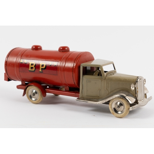 335 - Tri-ang Minic pre-war fixed B.P. & SHELL Petrol Tanker. 15M. Fawn cab with plated mudguards, Petrol ... 