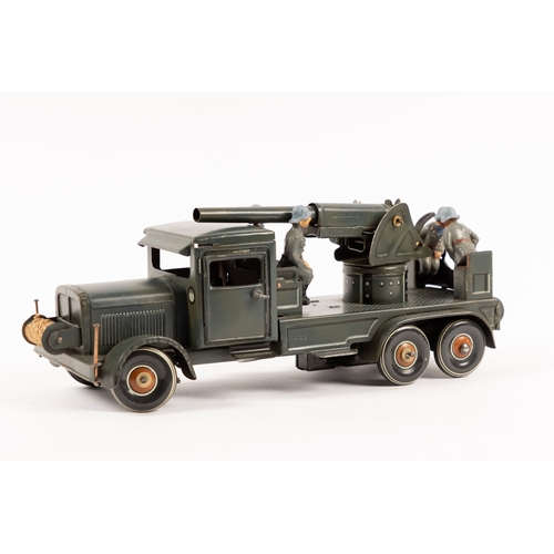 367 - A rare pre-war German tinplate clockwork Tipp & Co mobile anti-aircraft 6 wheeled military lorry. Fi... 