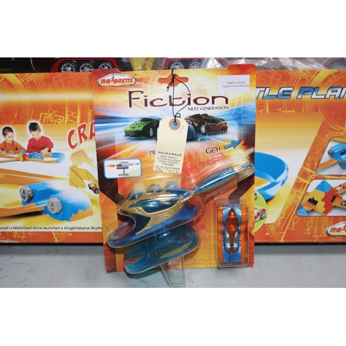 83 - Majorette Fiction Next Generation BATTLE PLANET track set with vehicles, Boxed with some wear and da... 