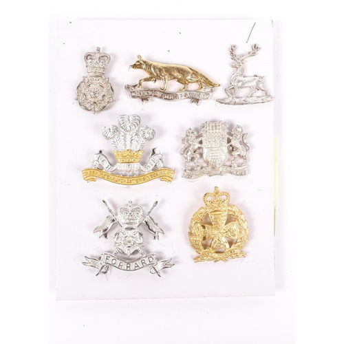 189 - 7 officers cap badges in silver and gilt, from stock held by Pitt (Herts & Beds Yeomanry and Queen's... 