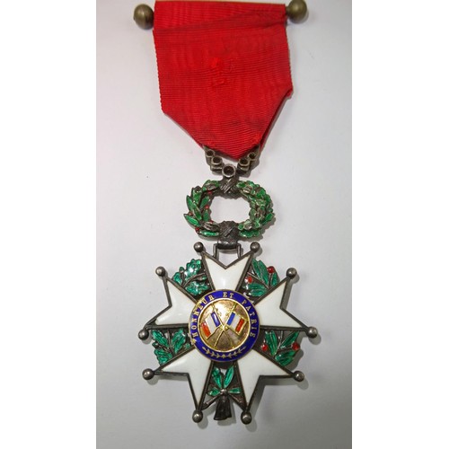 77 - France: Third Republic Legion D' Honneur knight's badge with  diamonds. The green enamelled laurel s... 