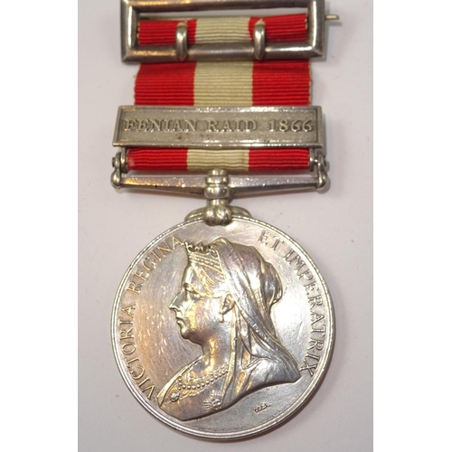 66 - Canadian General Service medal 1866-70, 1 clasp Fenian Raid 1866 (engraved 1069 Pte R Hunt 30/Regt) ... 