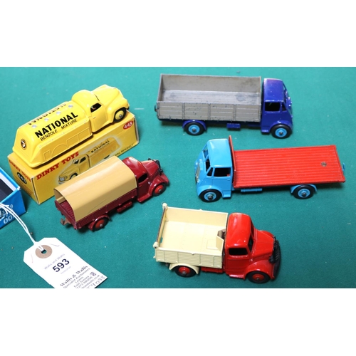 307 - 5 Dinky Toys. A Guy Flat Truck in light blue with red body and light blue wheels. A Bedford Tipping ... 