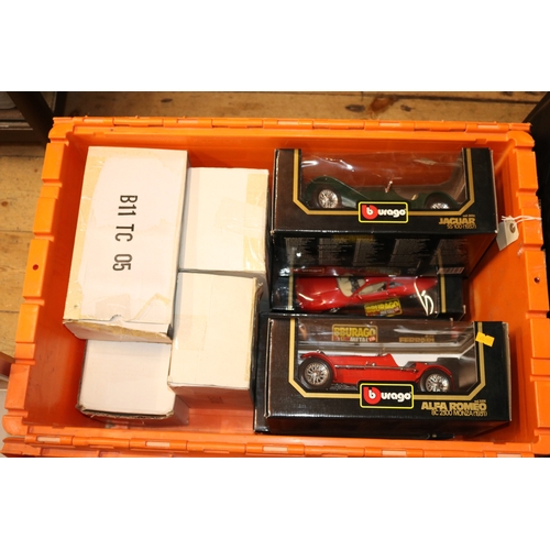 242 - 13 Corgi classics Bus models, includes Guy Arab, SOUTHDOWN, Leyland Tiger RIBBLE, The AEC BUS set, T... 