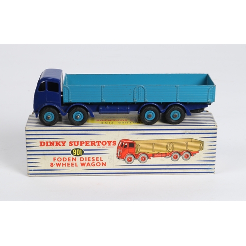 316 - Dinky Supertoys Foden Diesel 8-Wheel Wagon (901). A scarce example with bright blue cab and chassis ... 