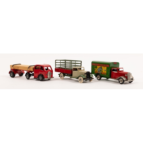 319 - 3 Tri-ang Minic Lorries, 67M Farm lorry. Faun cab, green chassis, red tipper back and green cage, wh... 