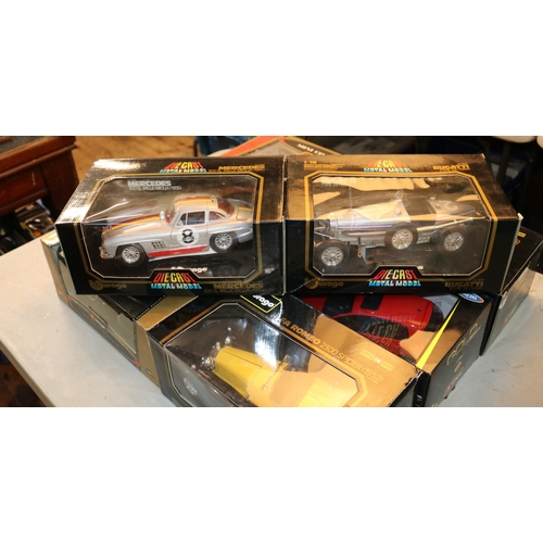 34 - 8 Bburago 1:18 scale Cars. 3x Gold Collection-  Dodge Viper RT10 in black. Volkswagen Kafter/Beetle ... 