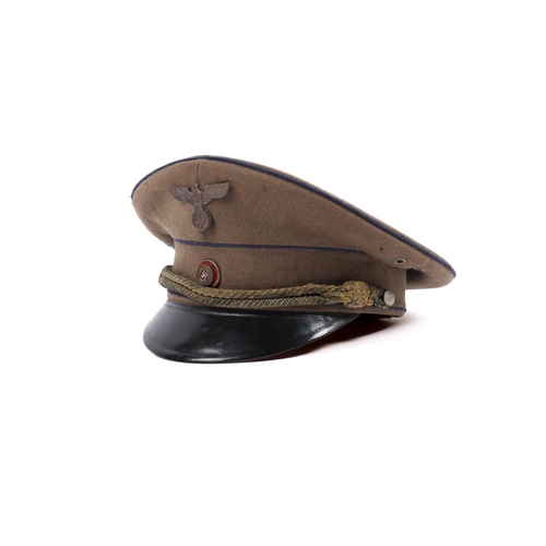 157 - A Third Reich officers peaked cap, mouse coloured body with blue piping, bronzed eagle, bronze and e... 