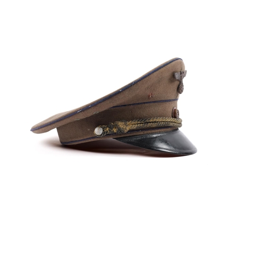 157 - A Third Reich officers peaked cap, mouse coloured body with blue piping, bronzed eagle, bronze and e... 