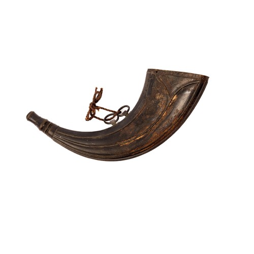 305 - An unusual, possibly 17th century, powder priming horn, flat sided shape 11½