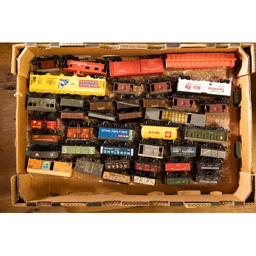 1 - A good quantity of OO model railway. Including 30 plus locomotives, tank locos, 0-4-0, 2-6-2, 4-6-2,... 