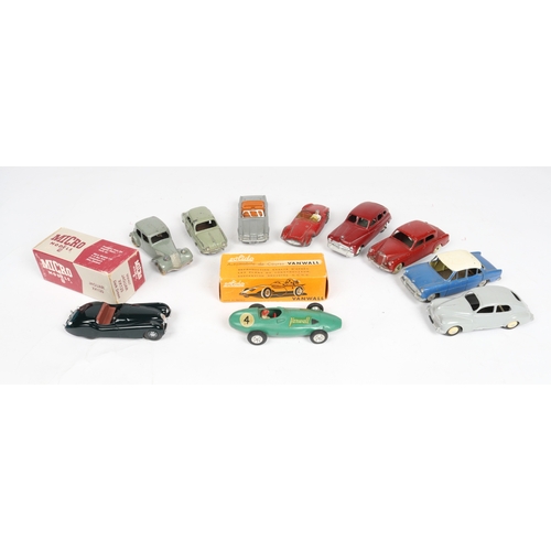 313 - 6 French Dinky Toys, including repaints. Renault Dauphine, Citroen IIBL, Maserati all original examp... 