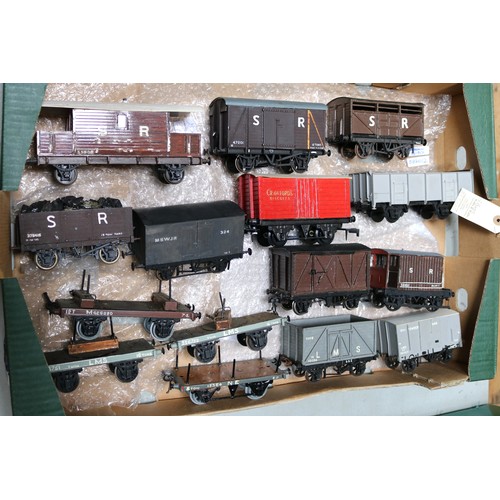 58 - O/O-27 scale Gauge K.Line Model Railway. 2 different series , - 3x D&LW Coal & Lumber Log Cars. Plus... 