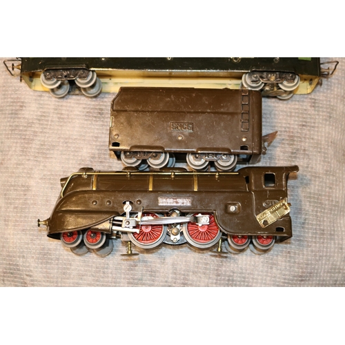 17 - A French O gauge JEP SNCF 4-4-4 tender locomotive, complete with tender in dark brown livery, with r... 