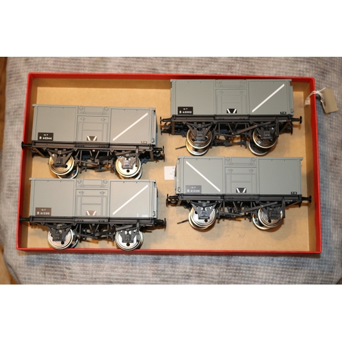 Lot 3         