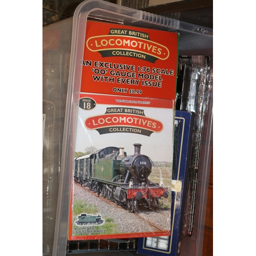 49 - 2 Hornby Top Link mainline class 58 Co-Co Diesel Locomotives. 58021 (R.2011B) Hither Green Depot in ... 