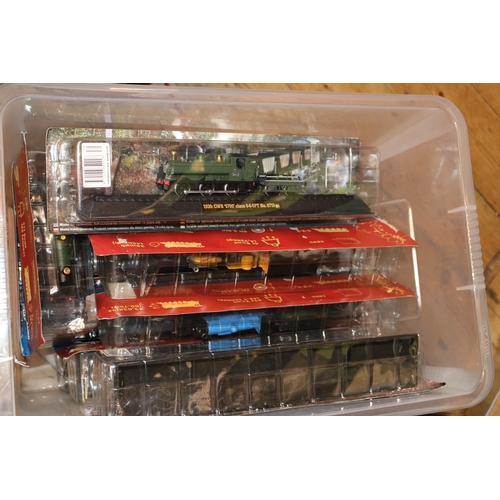 49 - 2 Hornby Top Link mainline class 58 Co-Co Diesel Locomotives. 58021 (R.2011B) Hither Green Depot in ... 