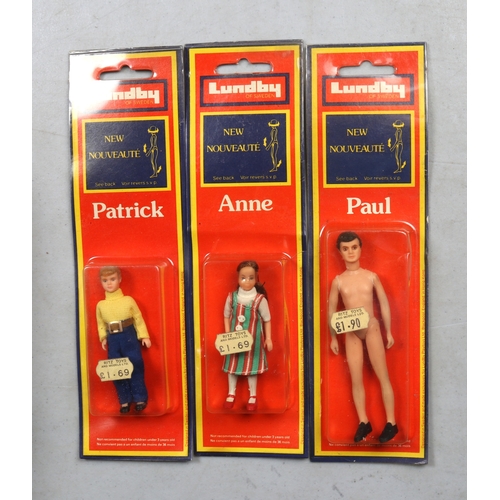 273 - Collection of Dolls. To include SINDY with Blonde hair, TRESSY, BARBIE (Twisting Hips), 2 x DUSTY, K... 