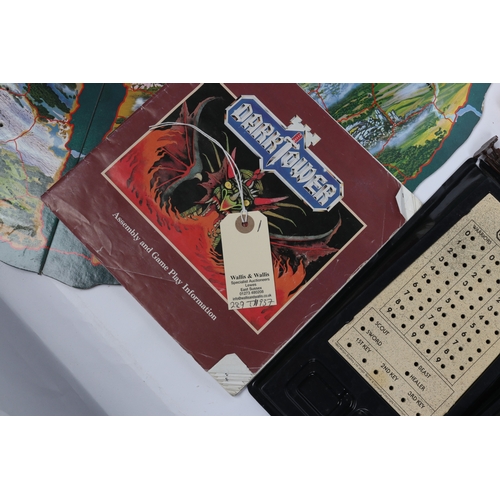 277 - MB Games. DARK TOWER electronic game, comprising of Dark Tower with clean battery box contained in p... 