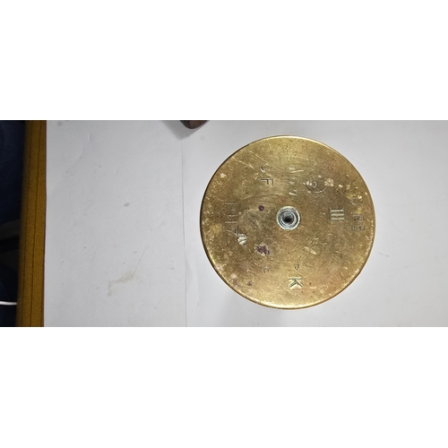 470 - An inert, unfired, WWI 6pr armour piercing explosive shell with brass case dated 1917, GC, the mouth... 