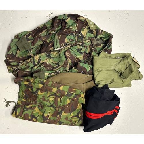 201 - Various items of uniform to an officer in 10 para inc; 1968 pattern DPM combat smock with post war b... 