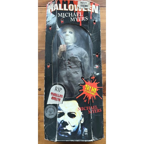 55 - 3x large size horror figures by SPENCER GIFTS, dating from the 1990s, includes FRIDAY 13th Jason Vor... 