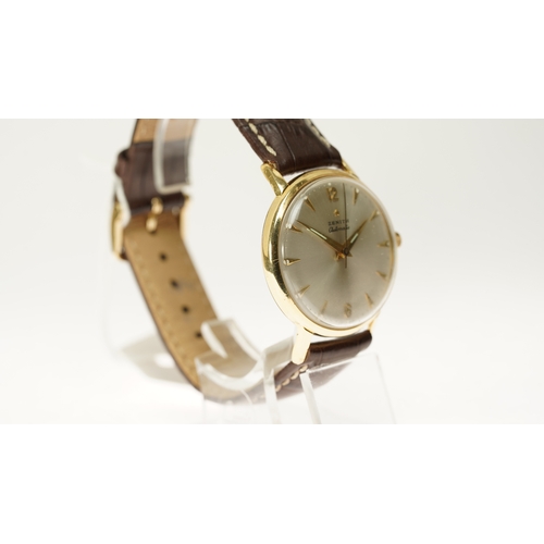 17 - Zenith gentleman's automatic wristwatch in 18kt gold. 36mm.