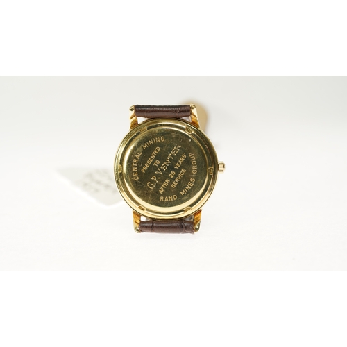 17 - Zenith gentleman's automatic wristwatch in 18kt gold. 36mm.