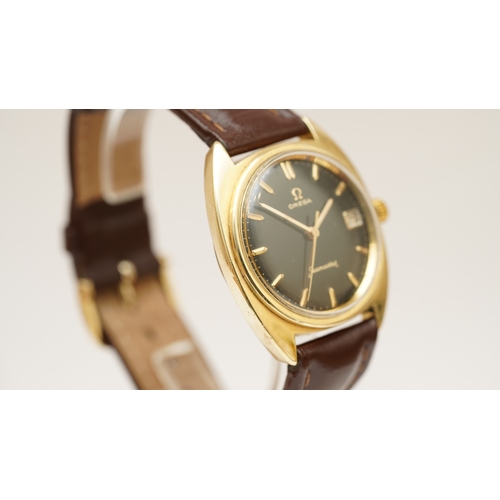 40 - Omega Constellation with black dial marked Seamaster. Reference 168.017. 34mm Gold capped case. Cali... 