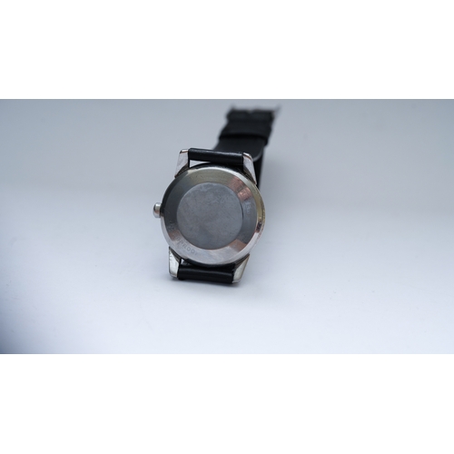 41 - Omega Seamaster Calendar in steel. 34mm. Caseback marked Seamaster, waterproof. Silver dial with cro... 