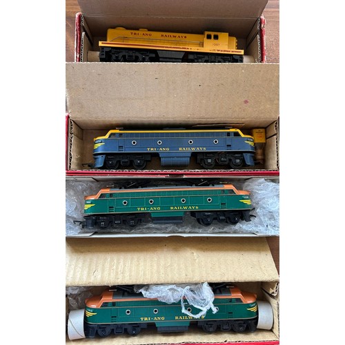 123 - Tri-ang OO North American TR Series railway. Including set RS11 comprising 0-4-0 dock style shunting... 