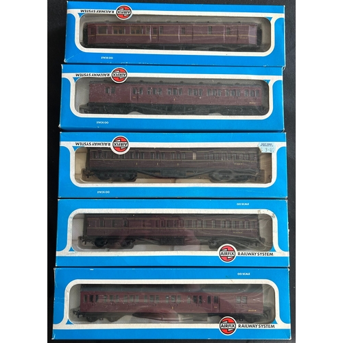 129 - A quantity of OO Railway by Lima, Airfix, Hornby etc. Airfix BR 1400 Class 0-4-2 tank, 1466. Plus 18... 