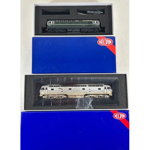 139 - 2 Heljan OO Locomotives. A BRCW Co-Co diesel electric prototype 'Lion' D0260 (4005). Plus a BR Class... 