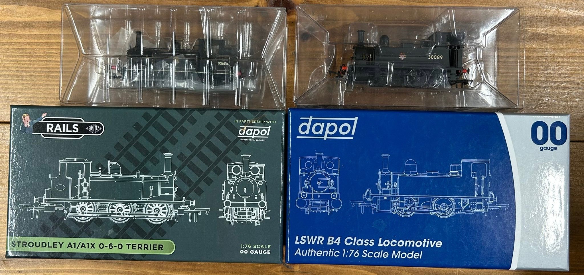 2 Dapol OO Locomotives. An Ex LSWR B4 Class 0-4-0T 30089 (4S-018-004D ...