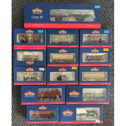 158 - Bachmann Branch-Line OO Railway. A Steam Locomotive. A BR Class 3F 0-6-0 tender locomotive, 43620 (3... 