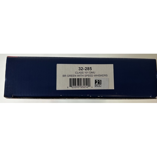 171 - Bachmann Branch-Line OO Class 101 2-Car DMU Set. (32-285). In BR Green livery with 'Speed Whiskers'.... 