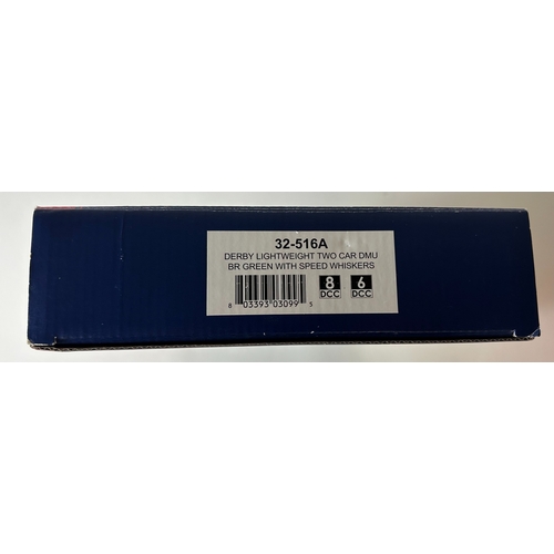 174 - Bachmann Branch-Line OO Class 205 2-Car DMU Set. (31-516A). Derby Lightweight Two car DMU with 'Spee... 