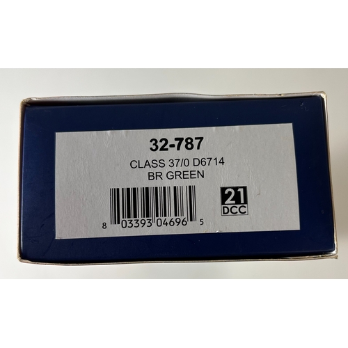 209 - Bachmann Branch-Line OO Diesel-Electric Locomotive. Class 37 D6714 with DCC Sound (32-787) in weathe... 