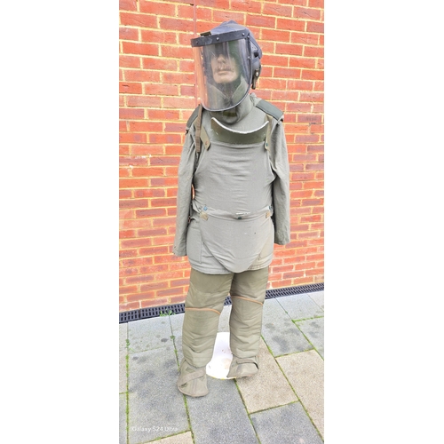 511 - A Mk.II E.O.D. potective full body suit (bomb disposal), comprising :helmet with transparent visor a... 