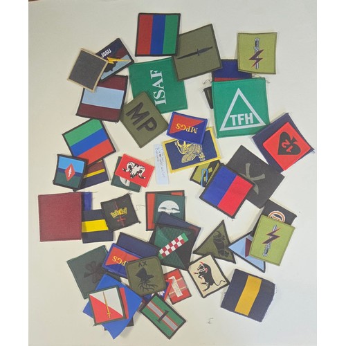 398 - 100 modern British Army TRF/ dIVISIONAL FLASHES.