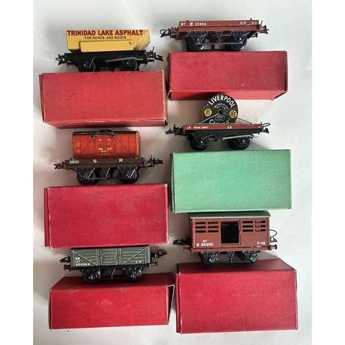 38 - Hornby O Gauge Freight Rolling Stock. 2x No.1 Goods Van. No.1 Cattle Truck. No.50 Cattle Truck. No.5... 