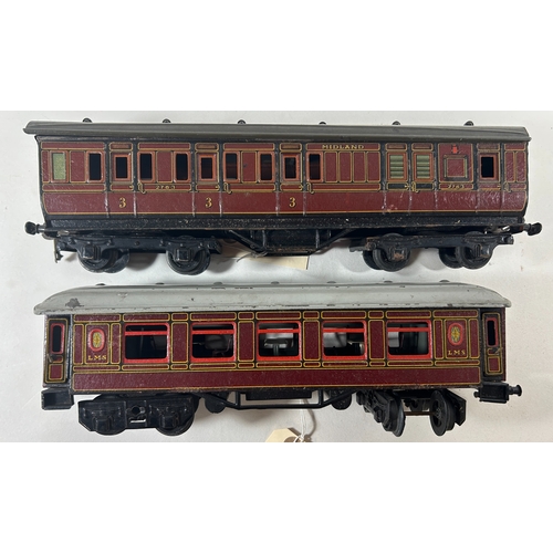 33 - 2 O Gauge Passenger Coaches. A Bing LMS 8 wheeled Dining Car, an example with 4 opening end doors, f... 