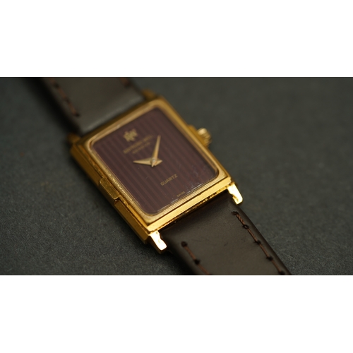 309 - Ladies Raymond Weil quartz watch in gold plate20mm gold plated case with wear. Not running... 