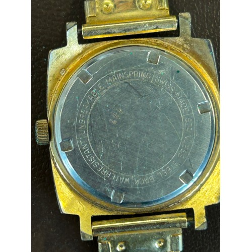 322 - Five vintage gentleman's mechanical watches to include Sloany, Hourmaster and Reliant, untested.