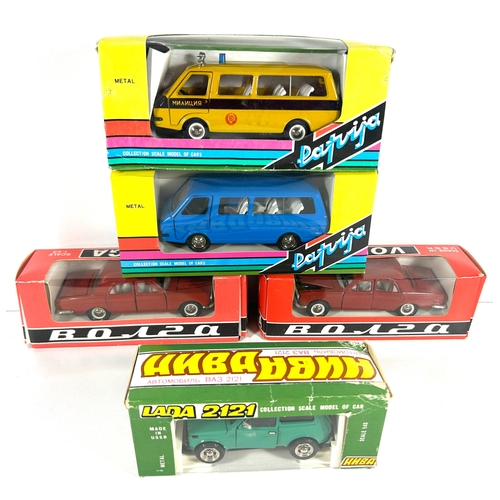37 - 10 Russian 1/43 scale vehicles. 4x Moskvitch - 3x estate cars and a pick-up. 2x Volga 4 door saloons... 