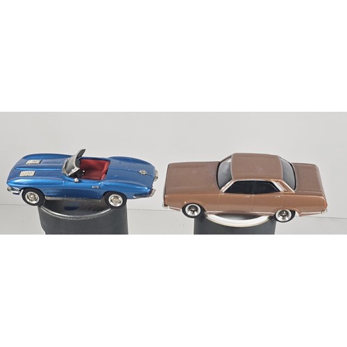 6 - 2 Dinkum Classics 9Australian) white metal models. 1963 Chevrolet Corvette Stingray Convertible in k... 